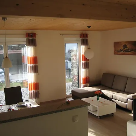Semesterbostad Staudensonne *